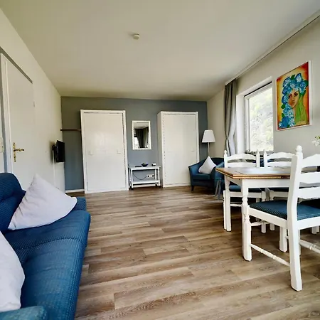 Haus Daniela Апартаменты Кохем